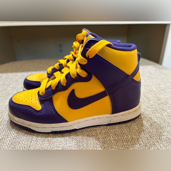 Nike Lakers Dunk High Retro size 12 - Picture 3 of 8